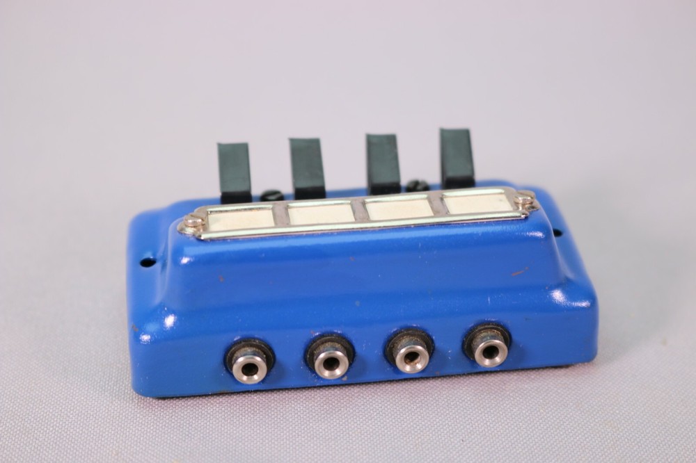 ZU132 Marklin 7071 Ho Tableau de commande Schalptult Switch panel Schakelbord