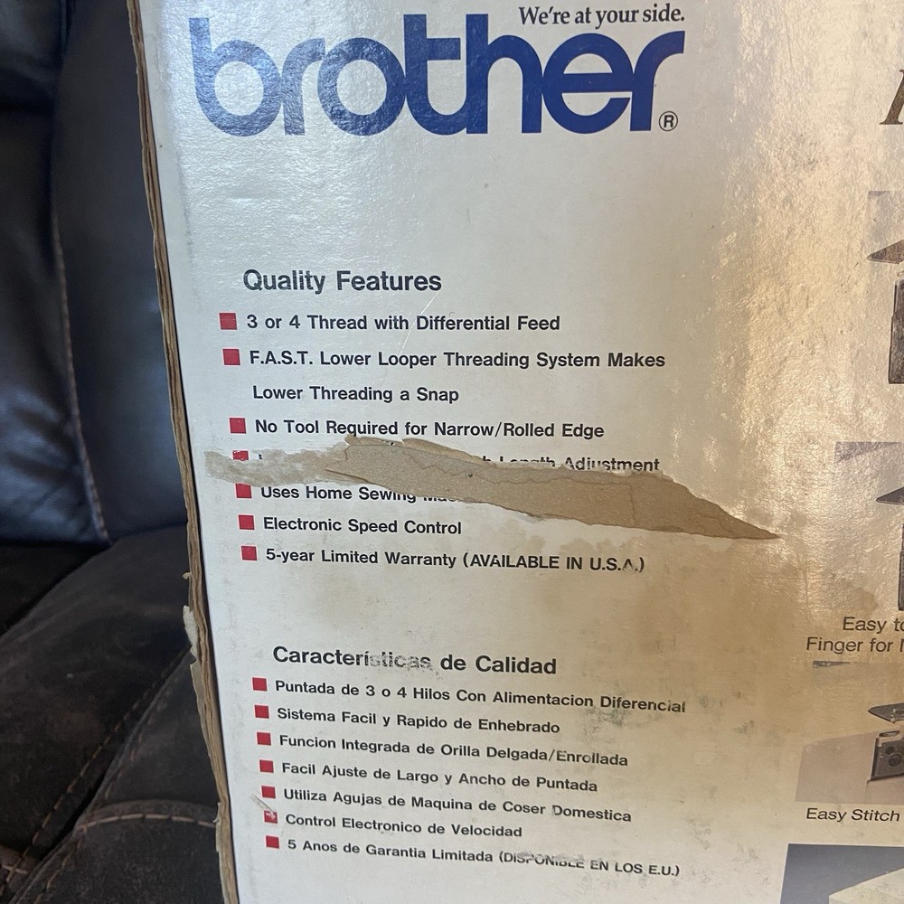 NEW Brother 920D Homelock 4-Thread Serger Sewing Machine