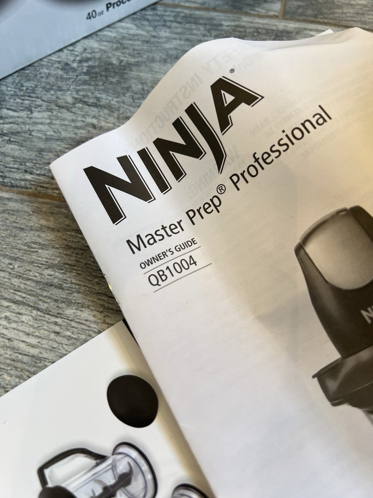 Ninja Master Prep Professional QB1004 40 oz Processing Pitcher 2 Lids Blade New