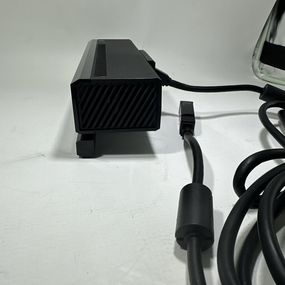 Microsoft Xbox One Kinect Sensor - Black - Pre Owned