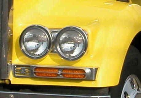 Peterbilt / Kenworth Dual Round Headlight