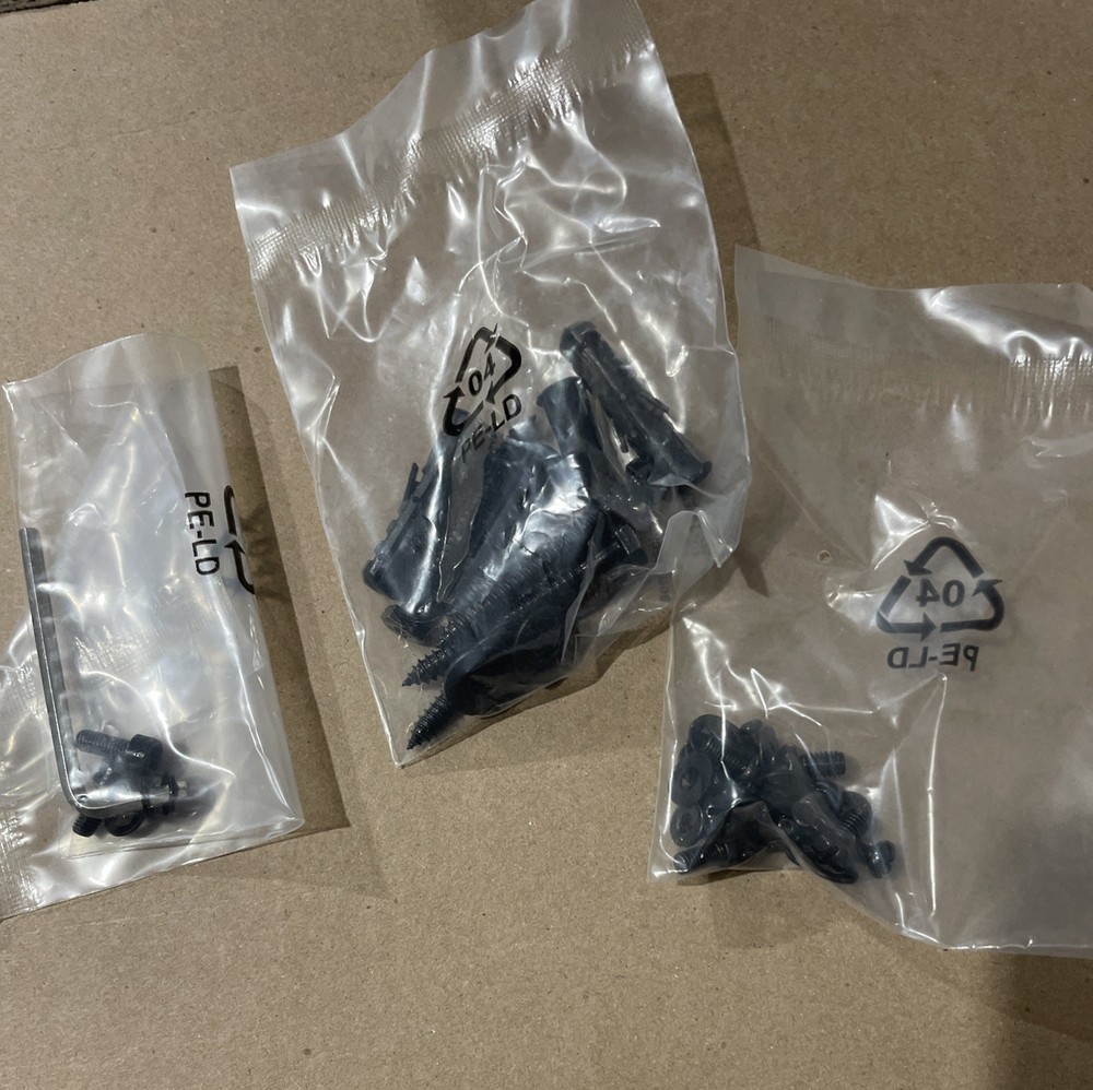 V I V Mount-VP01b Black Projector Ceiling Mount