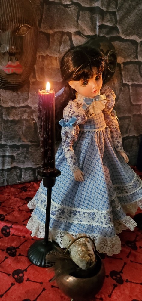 Seductive Succubus Vessel Doll Ancient Energy Reconstructed Form Touch