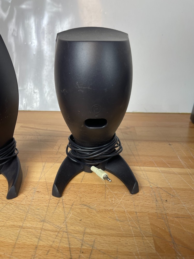 Harman Kardon HK-206 2.1 Computer Speaker System w/ Adapt