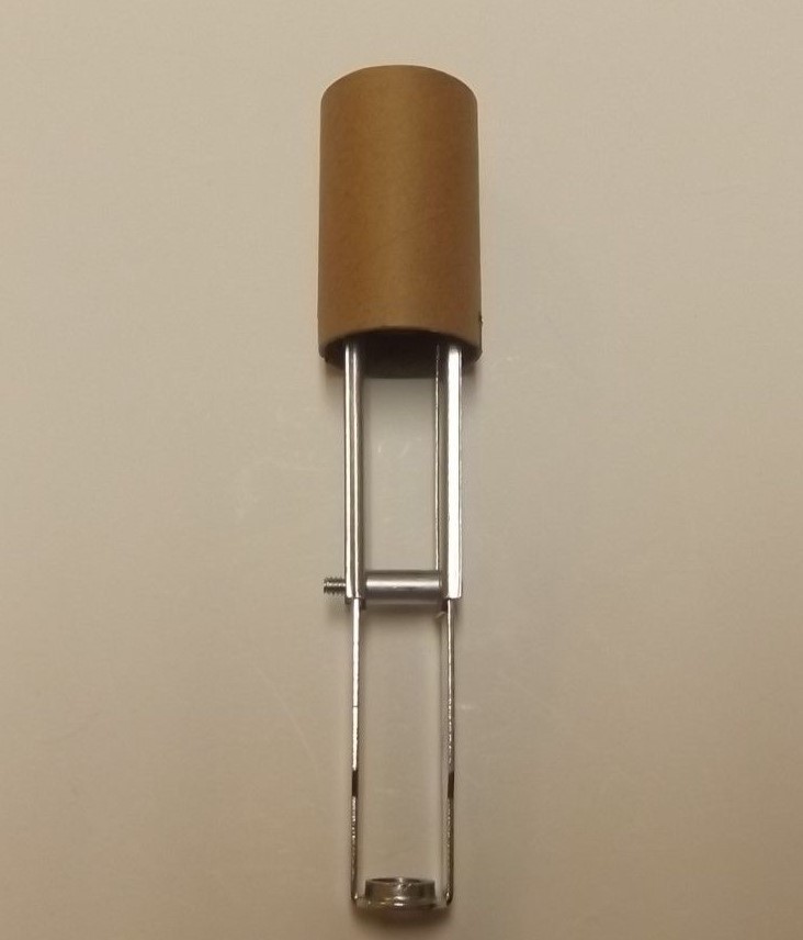 4" TO 5 3/4" Medium Base, Adjustable Keyless Candle Socket Base Tap 1/8F 30117J