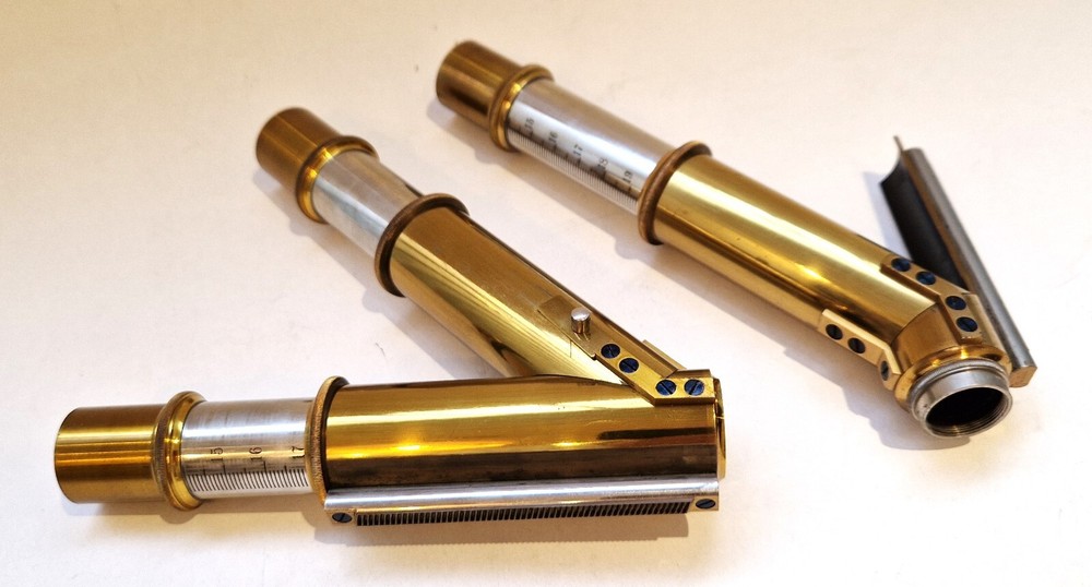 2 prototype bodytubes Leitz two microscopists inclining tube, 1910