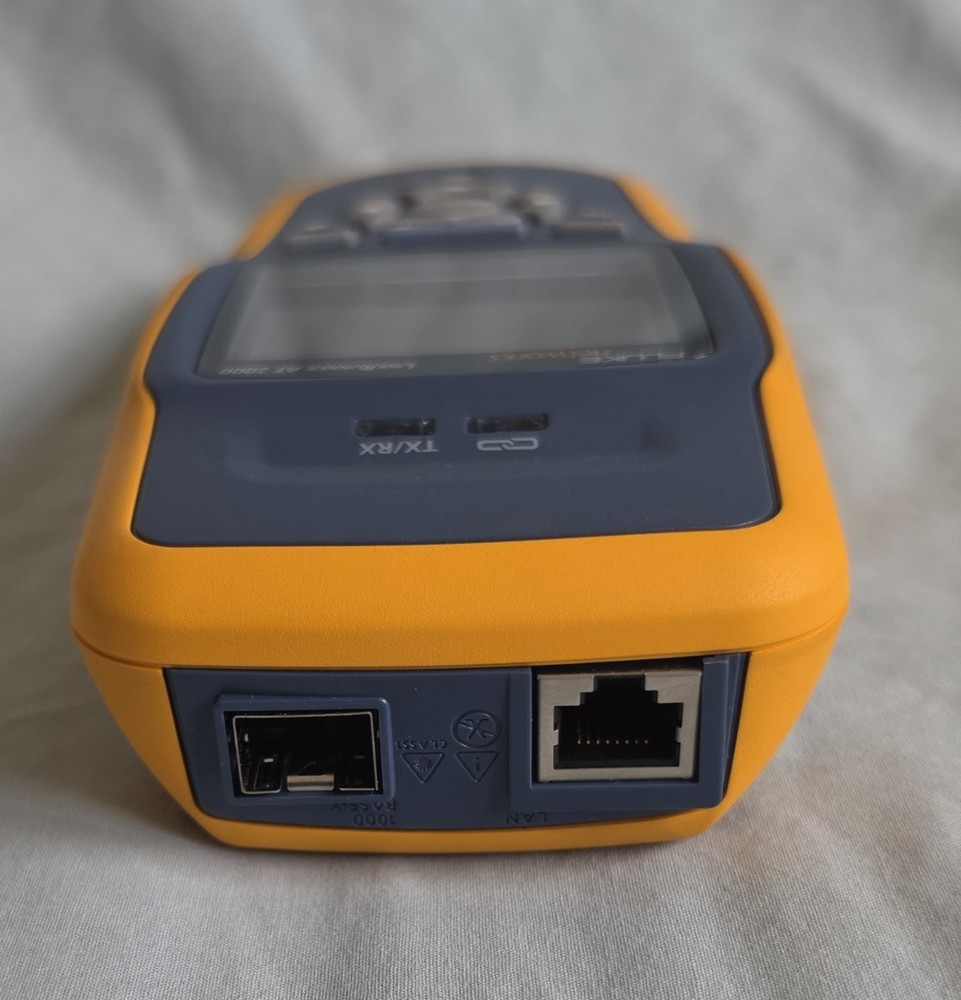 Fluke Networks LinkRunner AT 2000 Ethernet Network Connectivity Tester Set