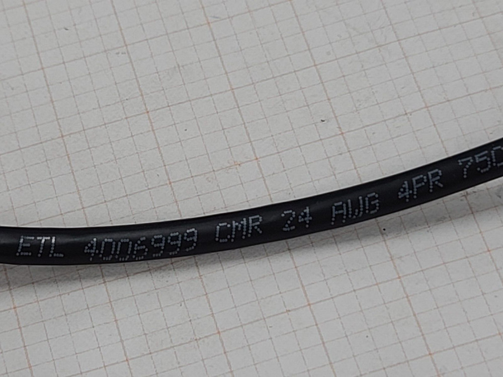 Vertical Cable 151-101/BK 24/4P 350MHz Cat5e UTP Network Cable CMR Black /100ft