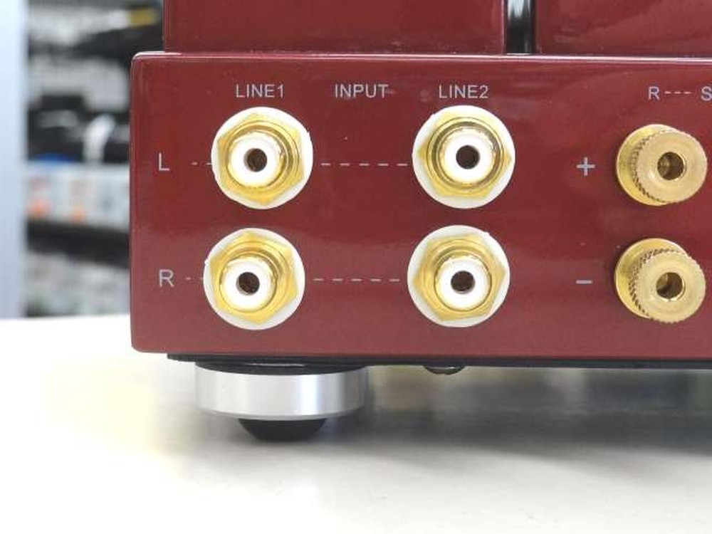 TRIODE RUBY | Vacuum Tube Integrated Amplifier in Good Condition