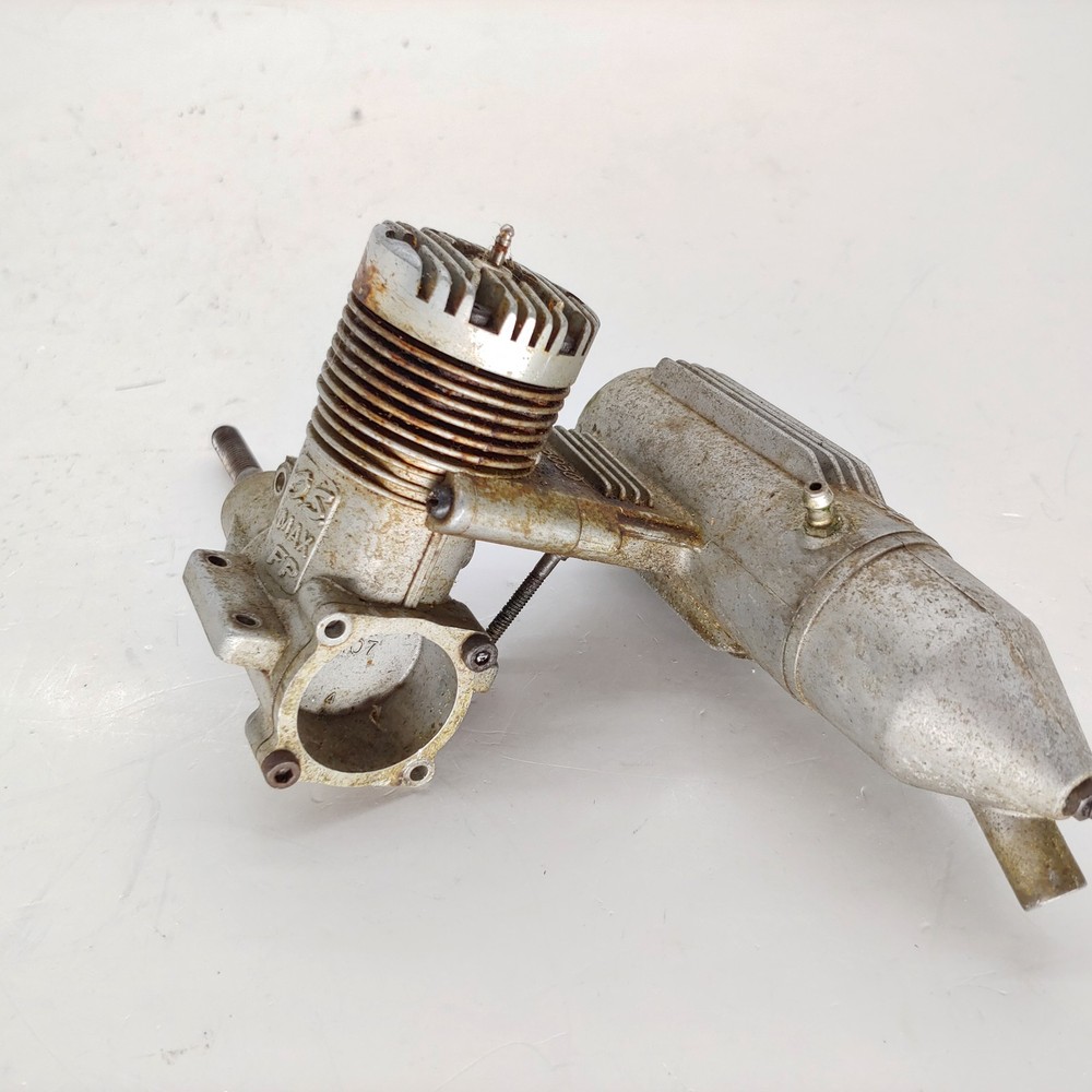 O.S. MAX FP OS E-3050 Vintage RC Airplane Nitro Engine Used