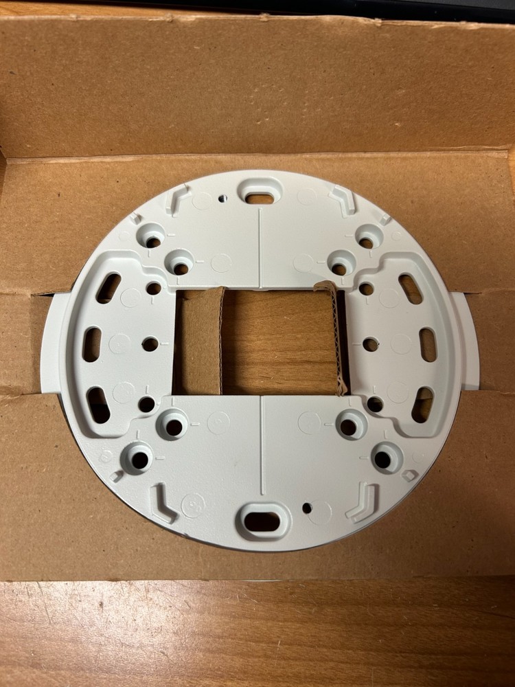 Axis 5502-401 P3343 ACC Mounting Bracket