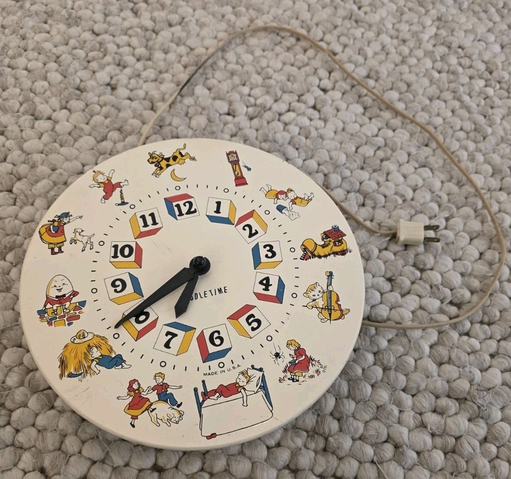 VINTAGE TODDLE TIME NURSERY RYTHM CLOCK