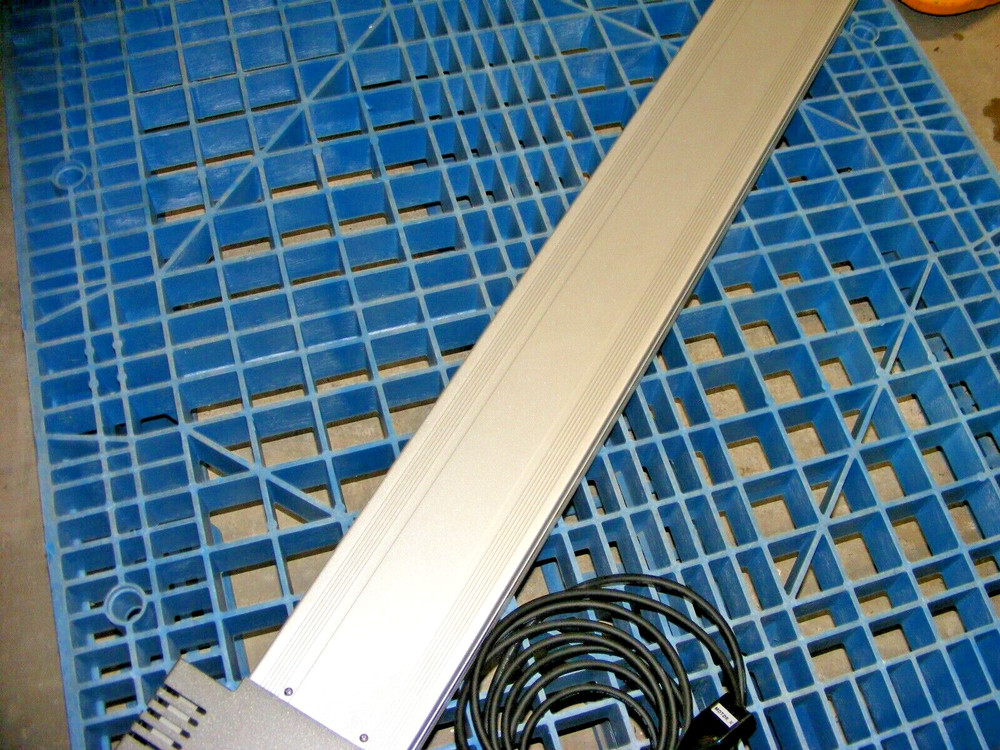 Nordson EFD Dispenser Robot Axis Rail Guide X