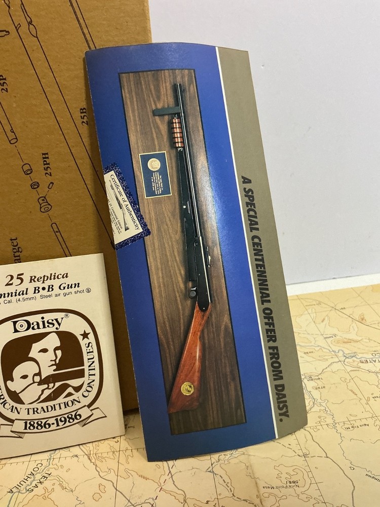 EXTREMELY RARE DAISY - MODEL 25 - BB GUN box & papers