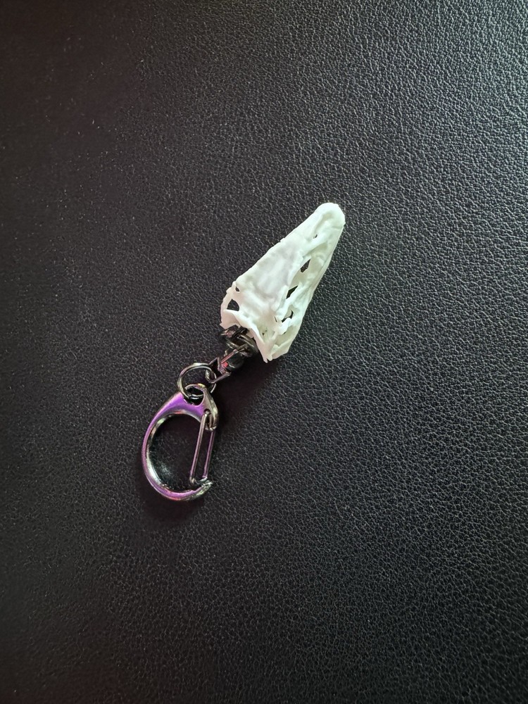 Allosaurus | Resin Keychain Skull Replica (White)