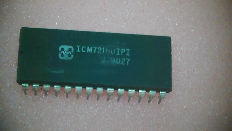 ICM7216D ICM7216DIPI 8-digit multi-function frequency counter Integrated Circuit