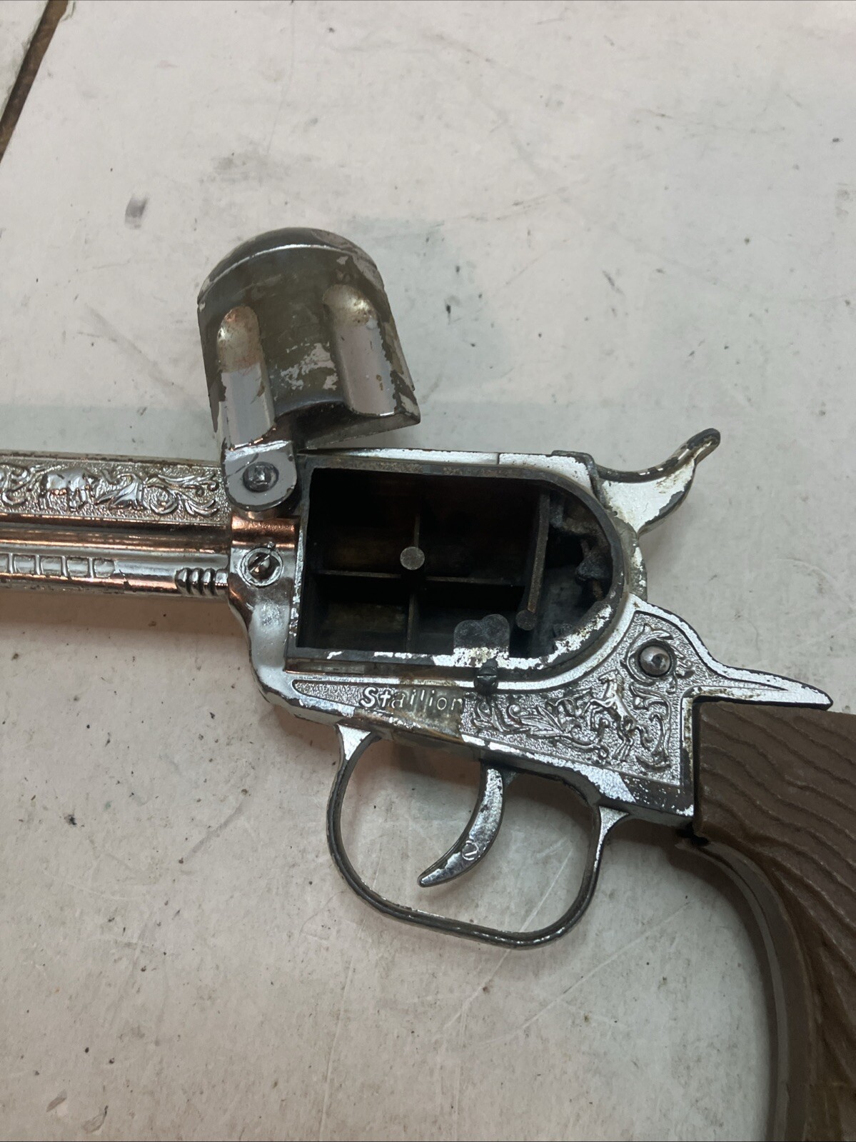 Stallion Cap ToyGun Rough But Works Cap Cover Is Loose