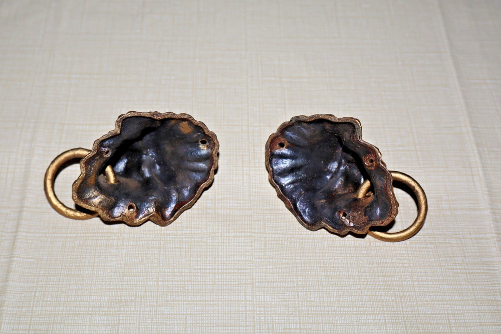 Antique Sessions Clock Lion Head Ornaments