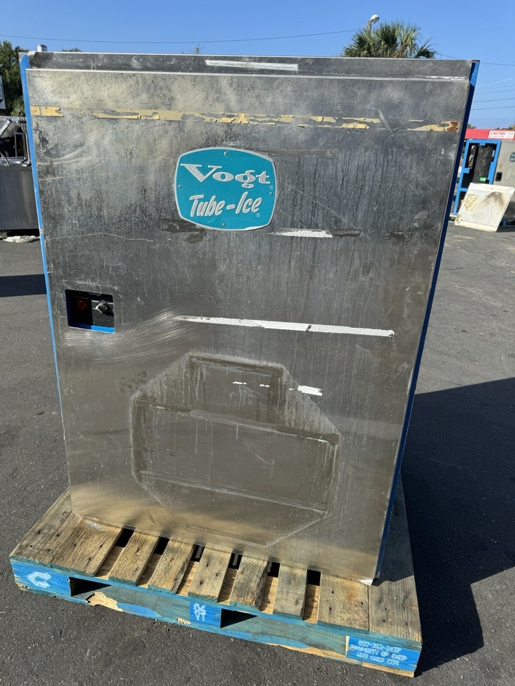 Vogt Ice Maker Machine Model 4000, High Capacity Ice Machine,Working When Pulled