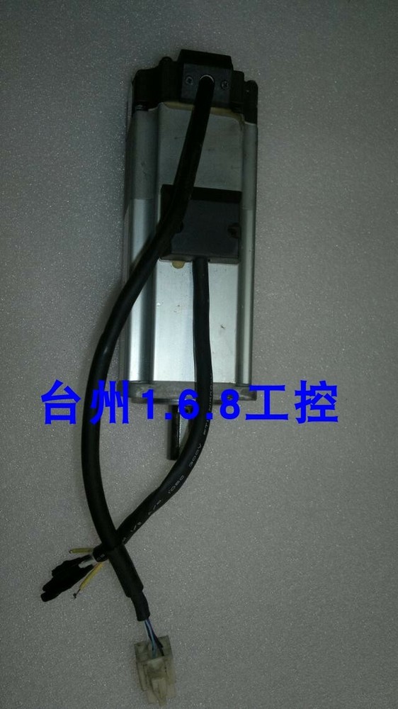 1PC USED  Panasonic servo  motor  MHMD042P1V