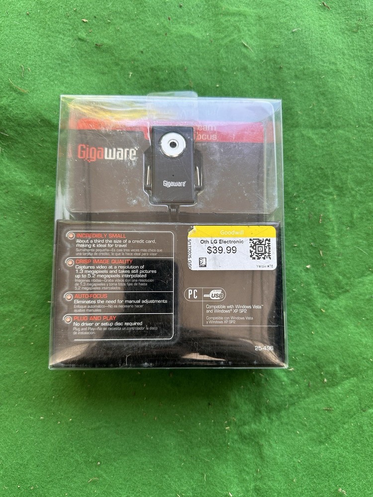 Gigaware Micro Webcam with Auto-Focus 1.3-Megapixel USB New Camera Web Cam