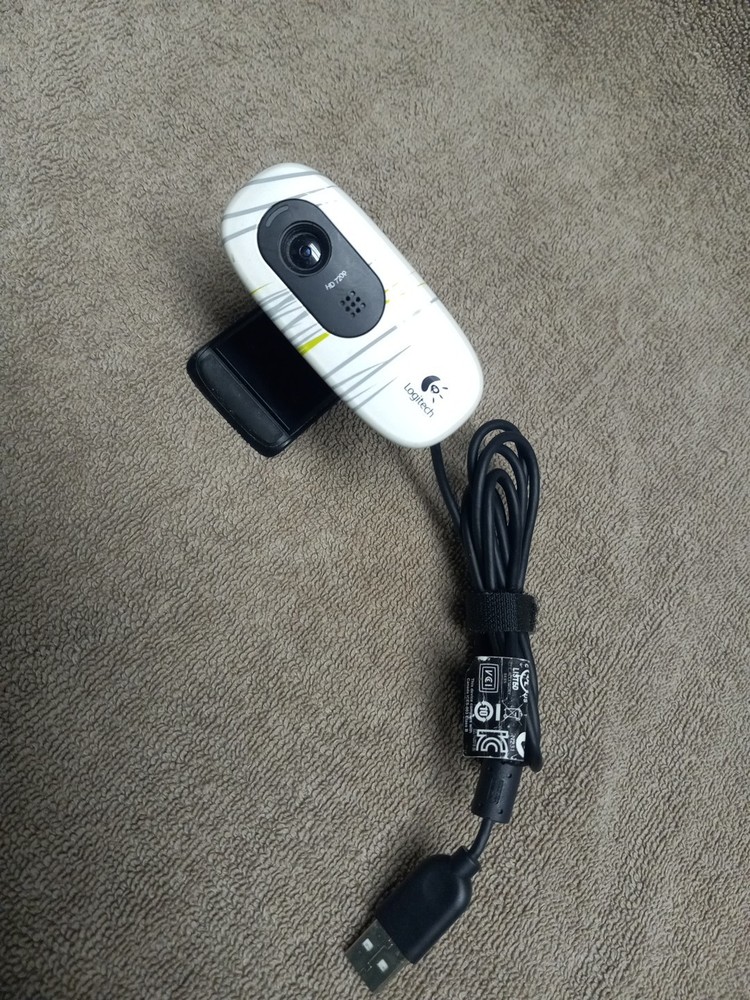 Logitech V-U0018 USB HD 720p Webcam with Built-in Microphone - Tested & Working