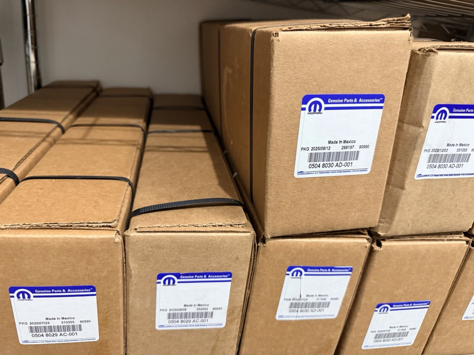 MOPAR 3.6L CAMSHAFTS NEW IN BOX(MULTIPLE NUMBERS)DODGE JEEP RAM CHRYSLER