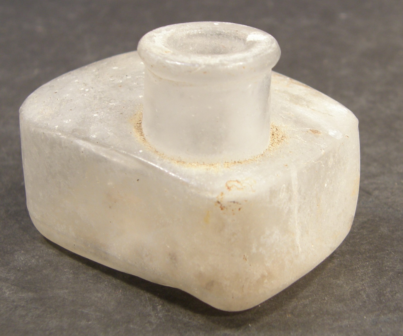 ANTIQUE GLASS TUGBOAT TUG BOAT INK BOTTLE