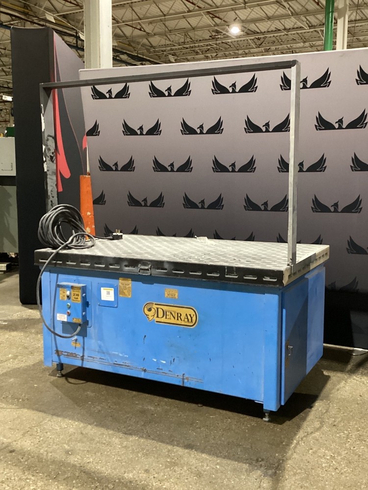 DENRAY MACHINE 7200B DOWNDRAFT TABLE USED
