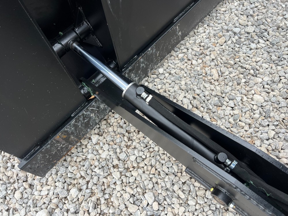 72" High Front Dump Smooth Bucket Attachment Fits Skid Steer Quick Attach
