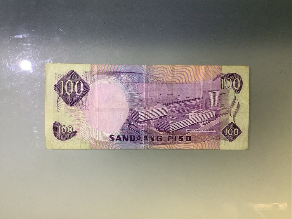 Philippines 100 Piso 1984 Circulated
