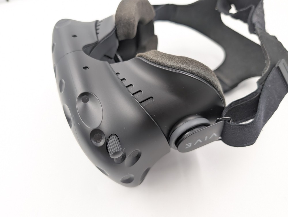 HTC Vive Virtual Reality Replacement Headset Only (260088)