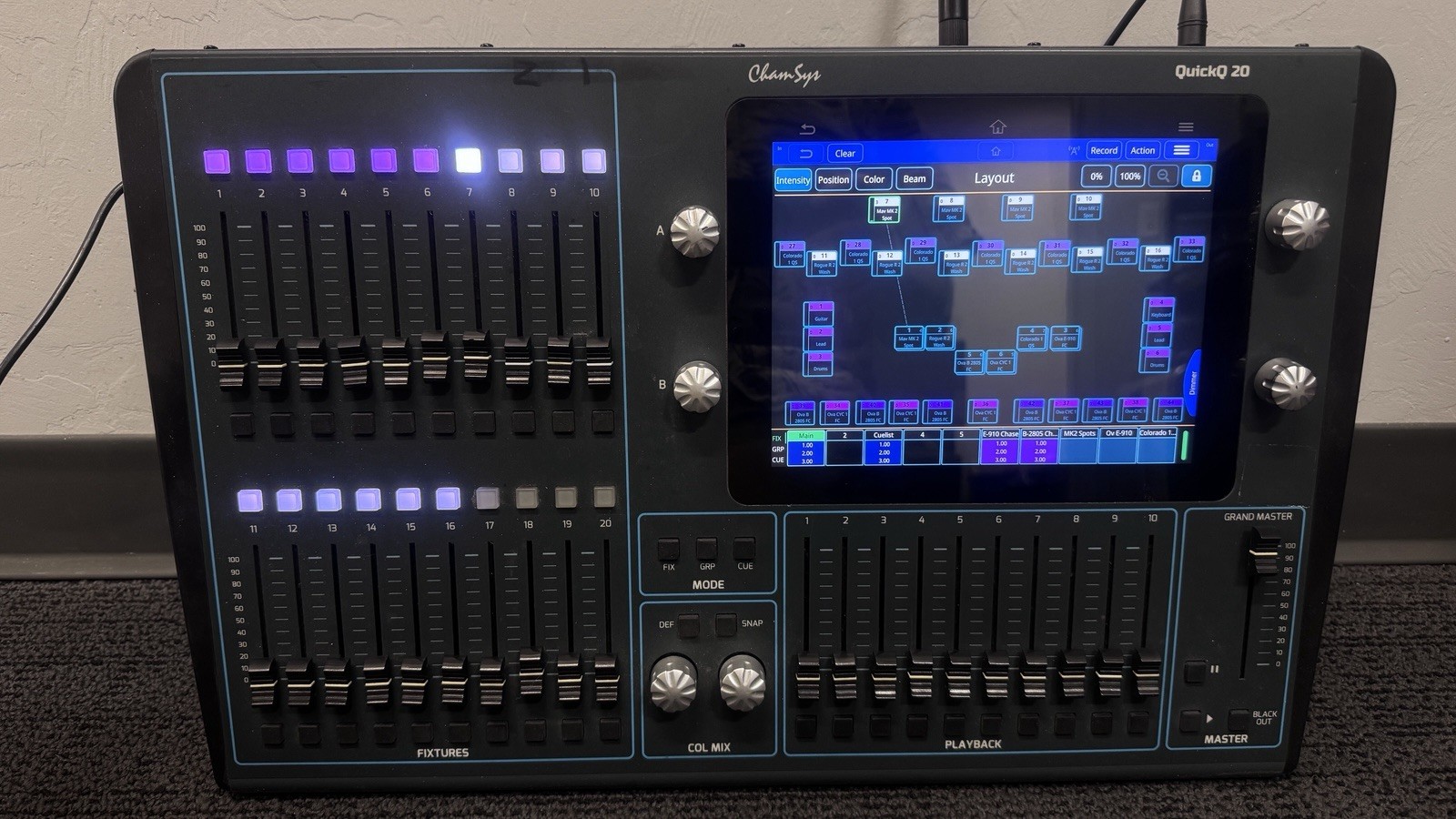 ChamSys QuickQ 20 DMX Lighting Console Flight Case WiFi HDMI Out RDM sACN MIDI