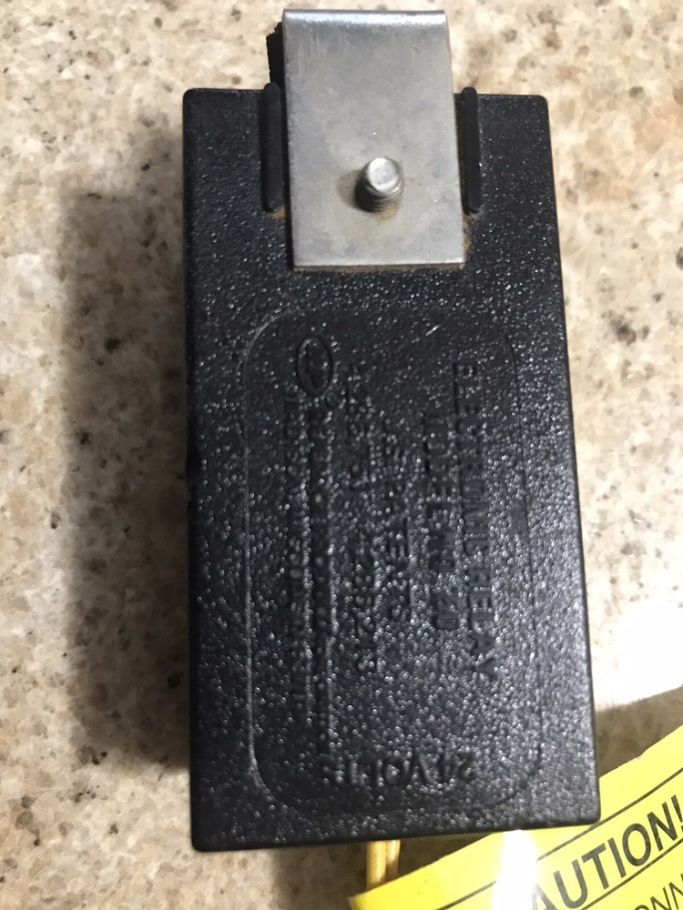 Research Products Model No. 50 Electronic Relay 24V