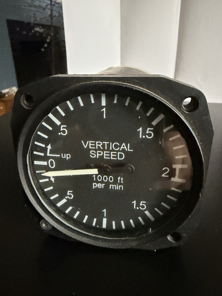 UMA Vertical Velocity Indicator 8-310-20