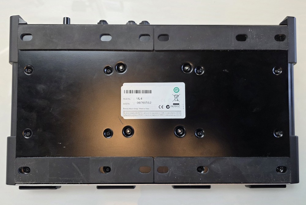 Digitech Vocalist Live 4 Vocal Effects Processor W/ Power supply