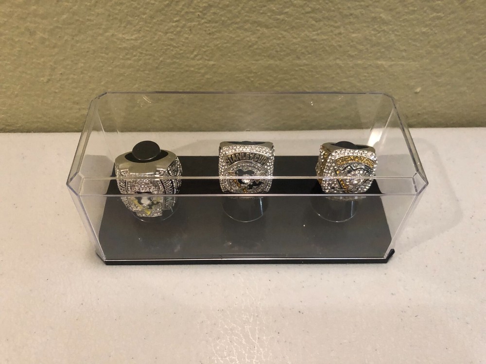 Championship Ring 3 Ring Case Crystal Clear Display Case w/Black Base
