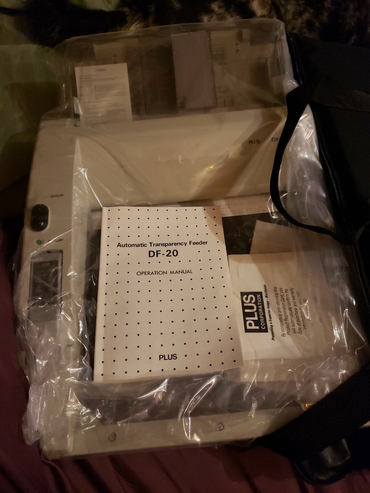 New Plus Corp DF-20 Automatic Transparency Feeder for Overhead Projector  w/Case