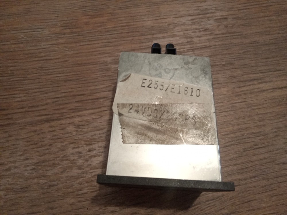 KESSLER-ELLIS KEP 64005 24Vdc Electronic Counter