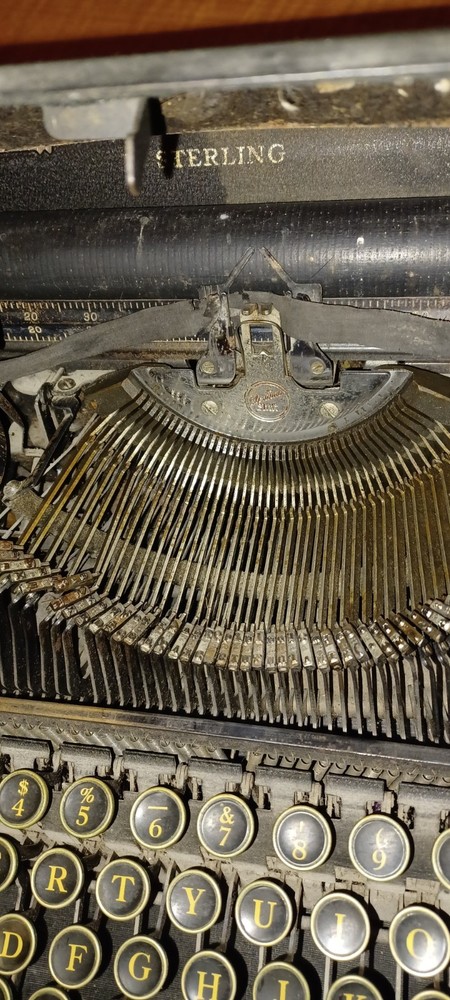 smith corona sterling typewriter, Floating Hard (To Read), Smith