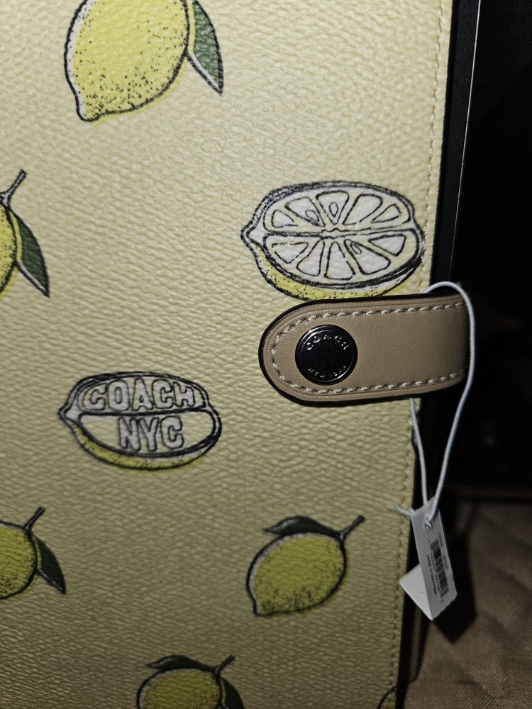COACH Notebook Lemon Print Garden Glade/Multi NWT 🍋🍋🍋🍋🍋