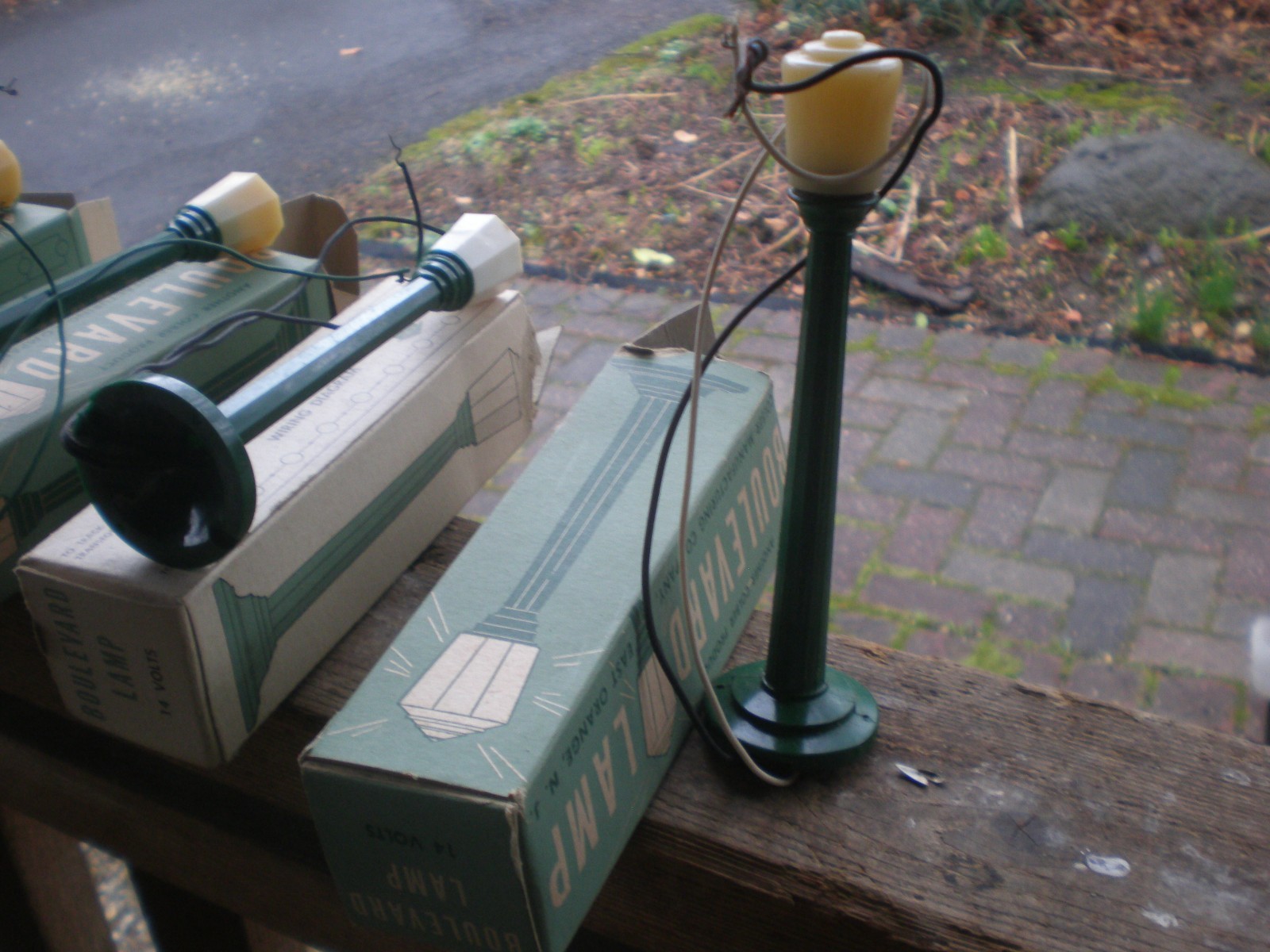 Vintage Lot 7 Boulevard Street Lights Poles O Gauge -Train Platform Lionel