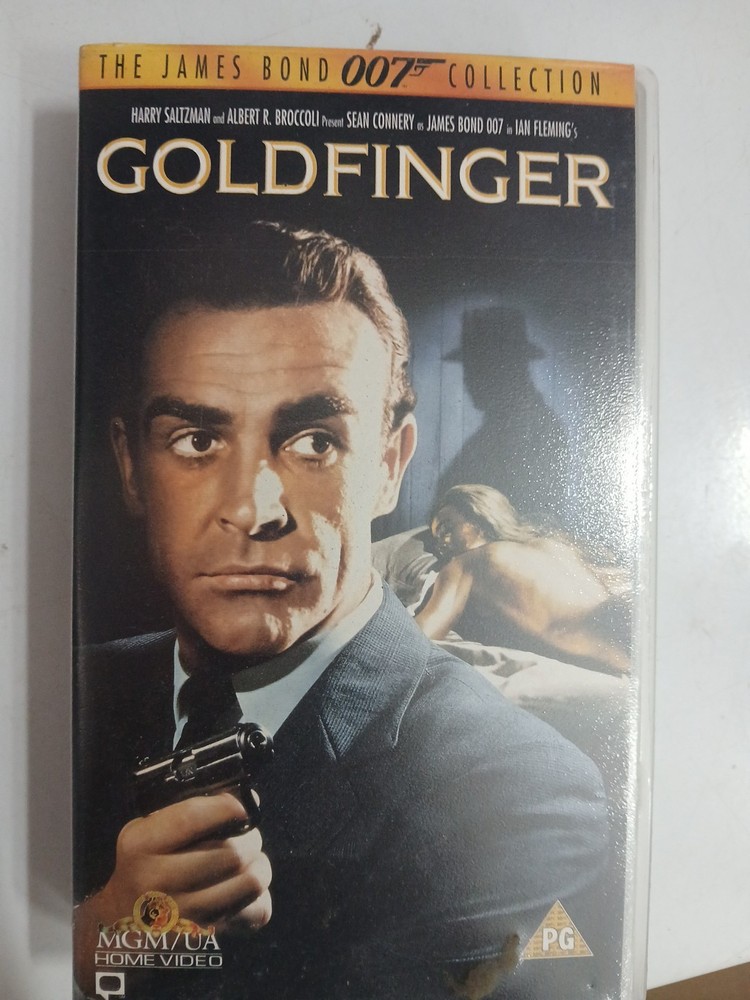 18x James Bond VHS Video Collection