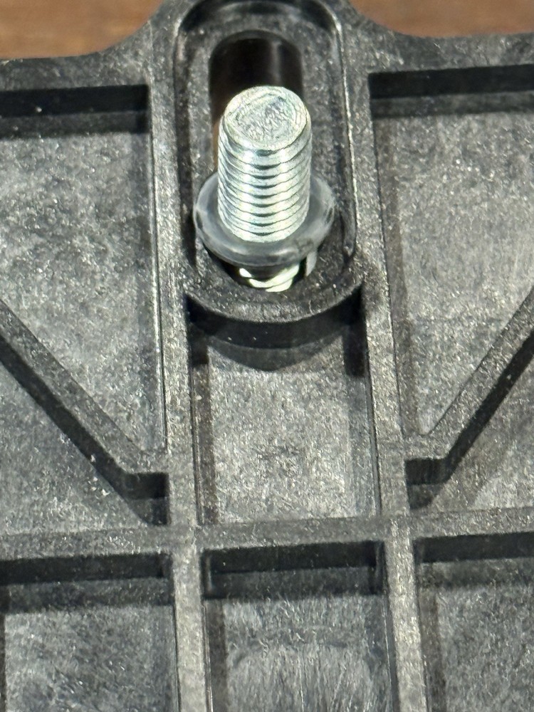 Ultimate Support BMB-200K Speaker Mounting Bracket Pre-Owned Used