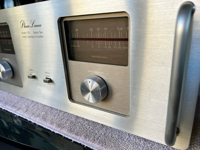 Phase Linear 700 Series 2