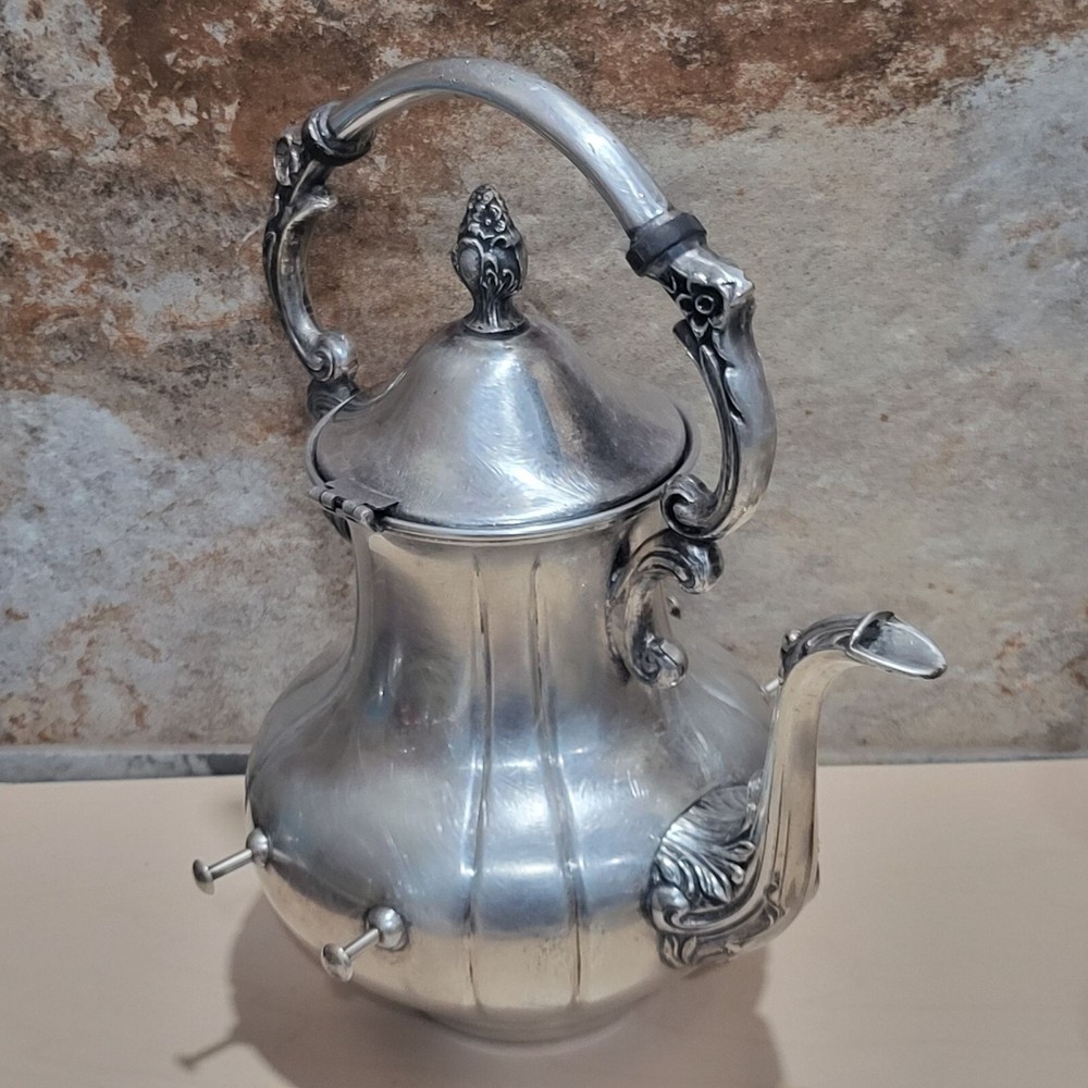 VTG Silver Plated on Metal Classic Tilting Teapot with Handle