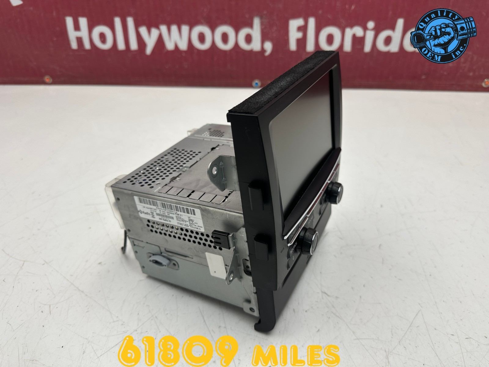 2015-2016 PORSCHE MACAN CD RADIO RECEIVER NAVI DISPLAY SCREEN MONITOR OEM 61 kmi