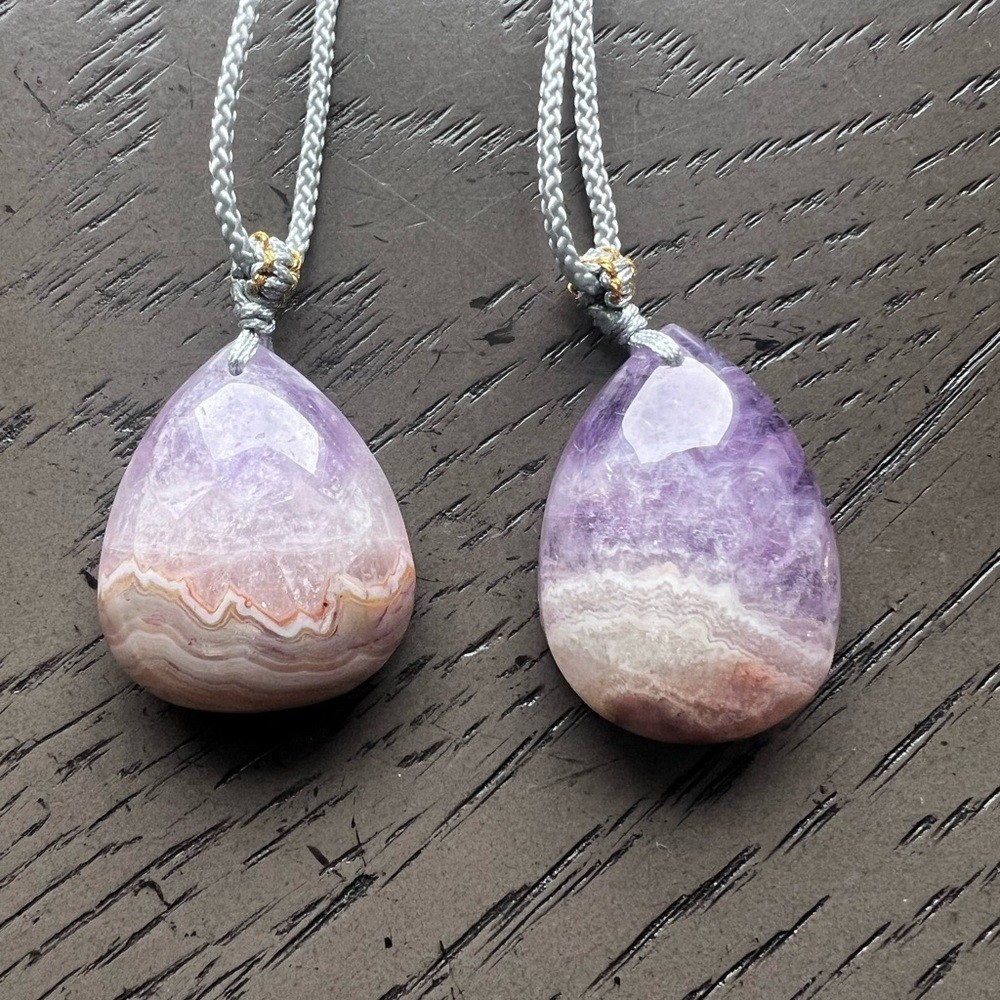 Amethyst agate teardrop necklace (one)