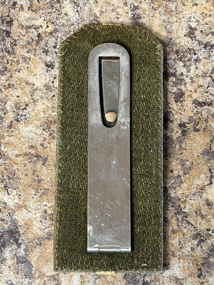 SINGLE JAPANESE WW ll SHOULDER BOARD