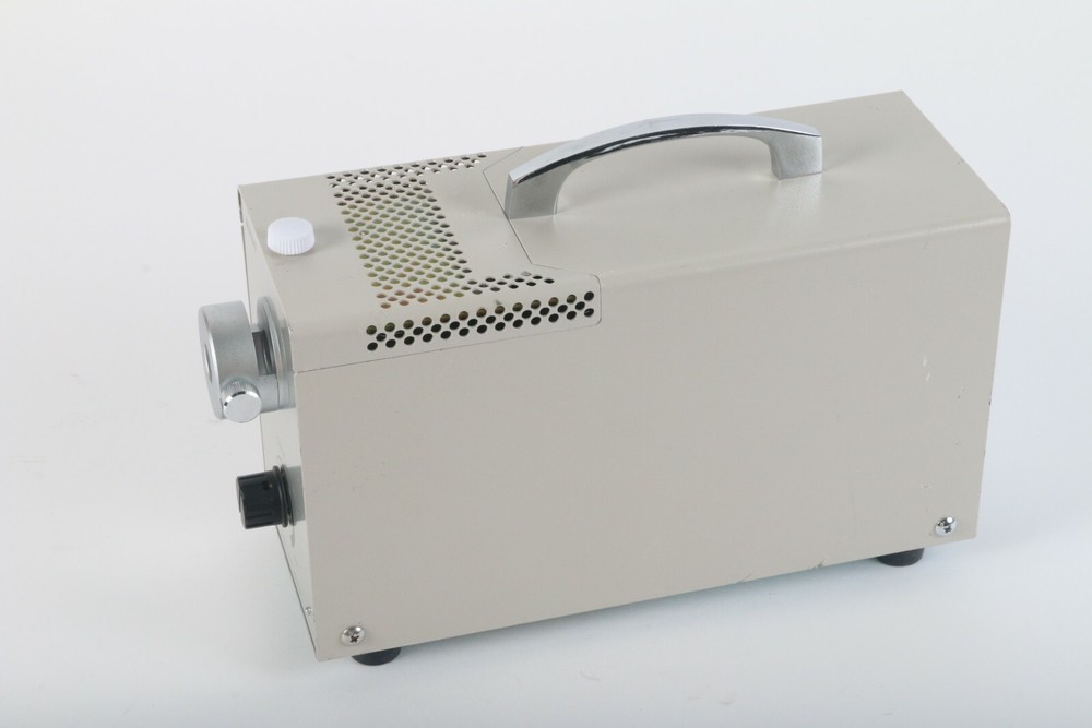 Nikon PSM-11520 Optical Fiber Light Source AS IS